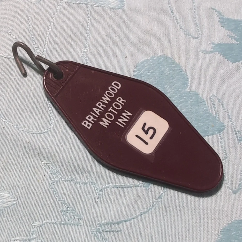 Vintage Motel Key Fob from Briarwood Motor Inn Lincoln Maine